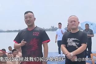 巴萨官方：马科斯-阿隆索下周将接受手术，大约缺席两到三个月